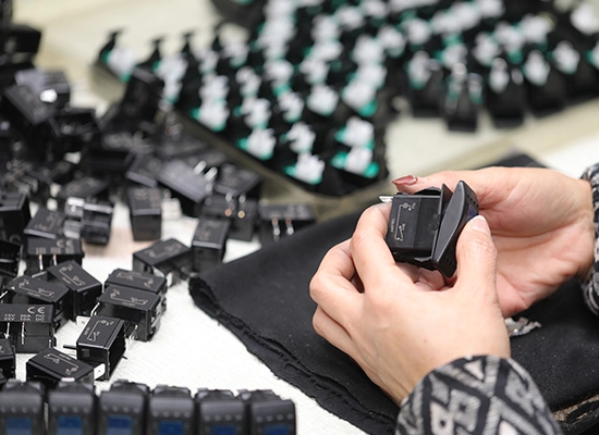Assembly switch